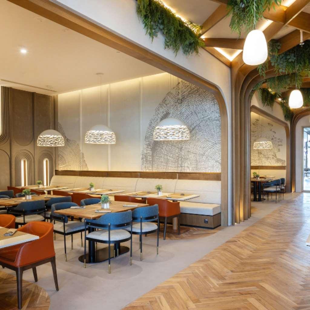 The First Collection Dubai Waterfront Hotel Restaurant foto